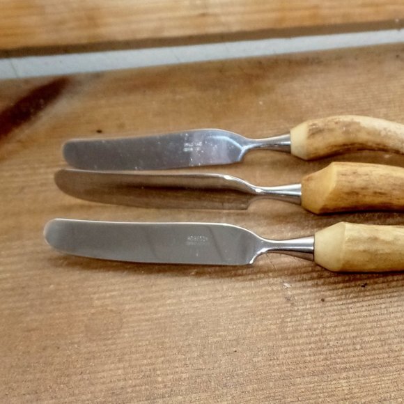 Vintage Robeson Germany Stainless Stag Handle Butter Knives - Picture 2 of 11